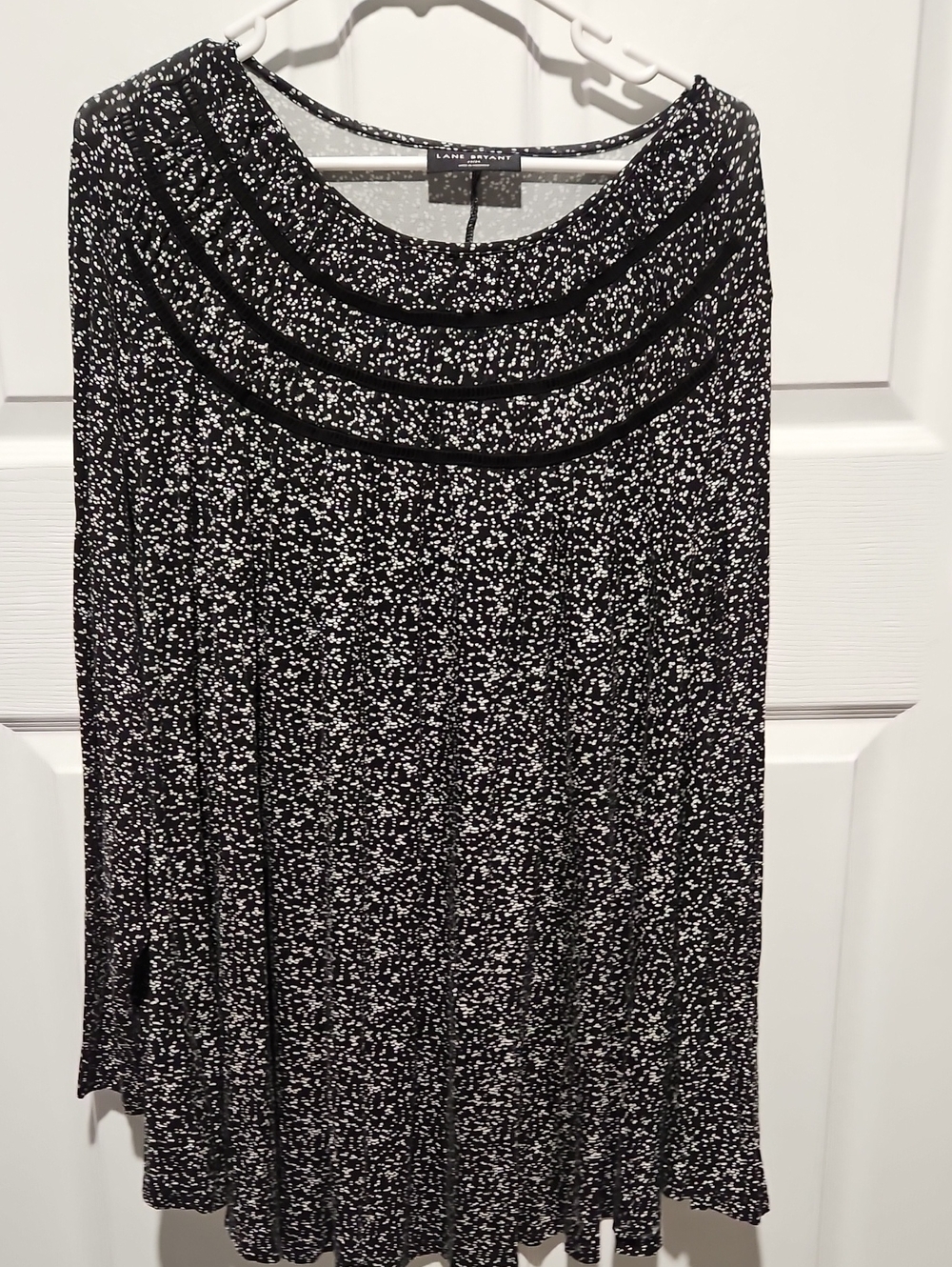 Lane Bryant Black and White Speckled Swing Top